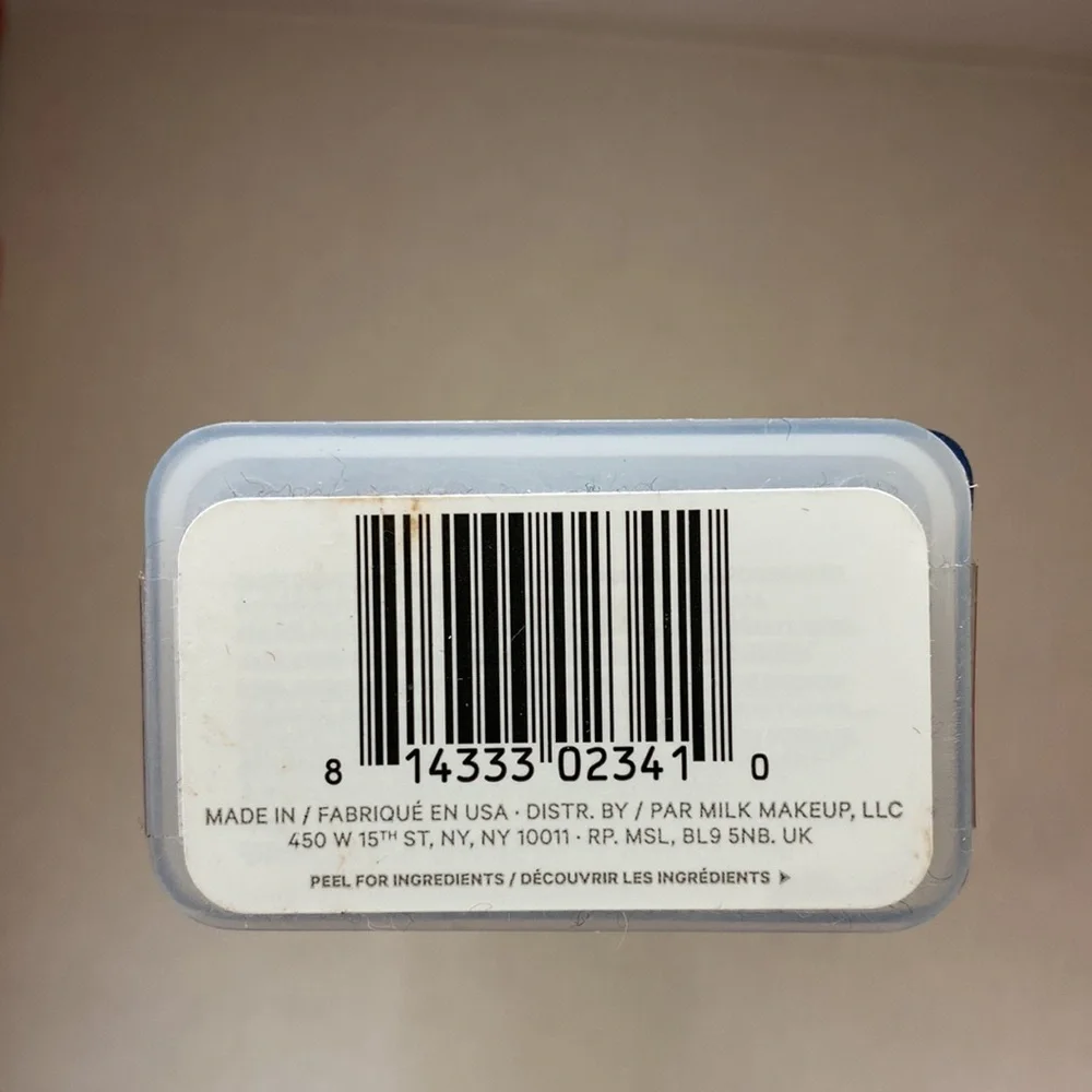 Milk Makeup Blur Liquid Espresso Matte Foundation - Picture 3 of 4